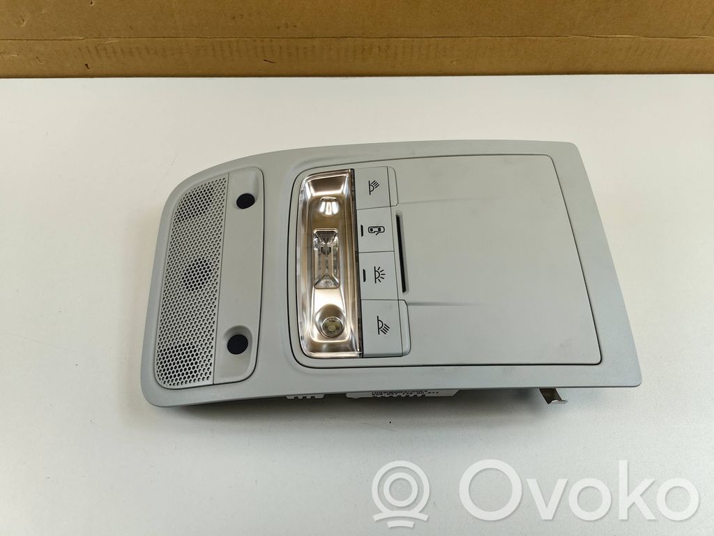 Inne oświetlenie wnętrza kabiny   8X0947135AG,8V0947135L,8V0947135LBA4,8V0971100C,8X0947135AGET1,8X1035711B