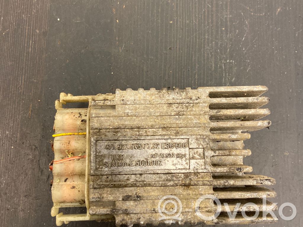 Mercedes-Benz E W210 Fan control module 