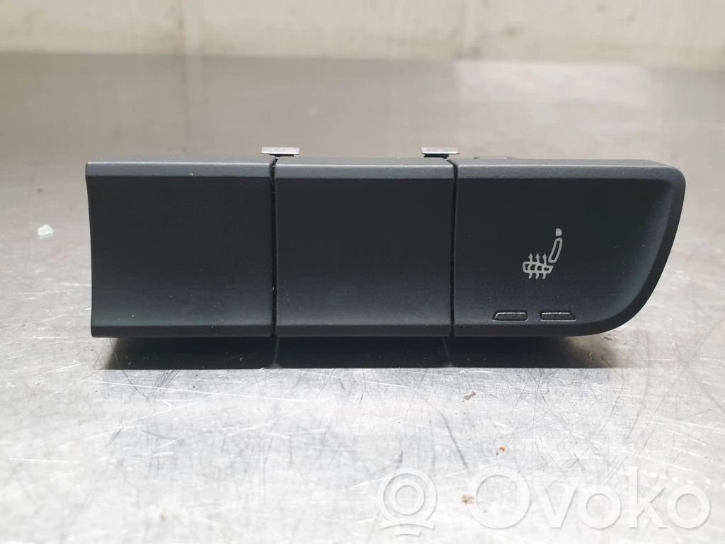 Audi A1 Seat heating switch 