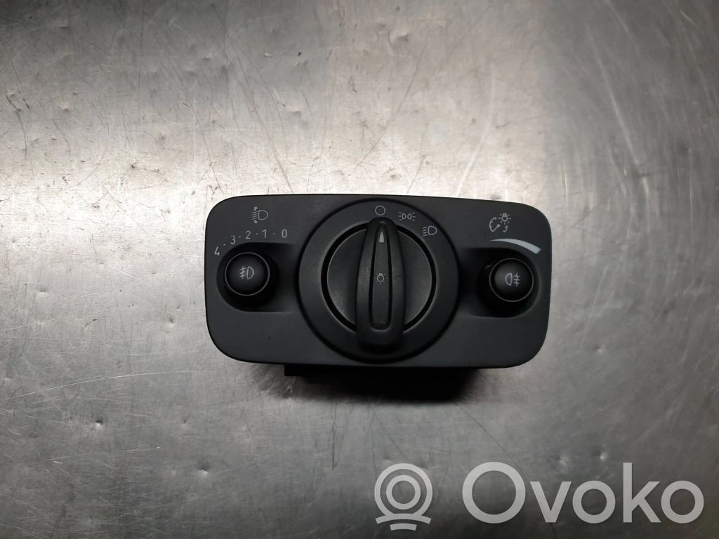 Ford C-MAX II Light switch 