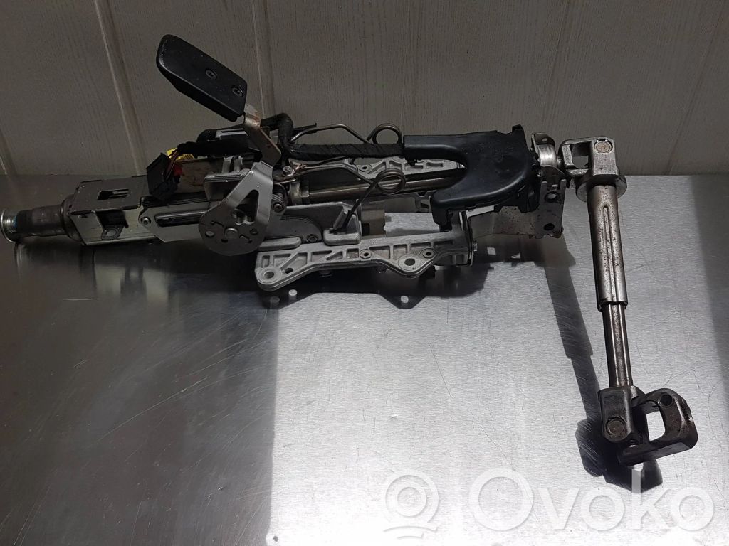 Audi A3 S3 8P Vairo rato ašies komplektas 
