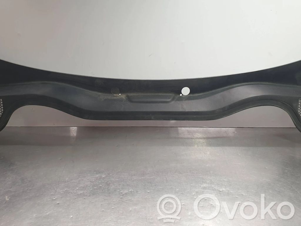 Audi A1 Wiper trim 
