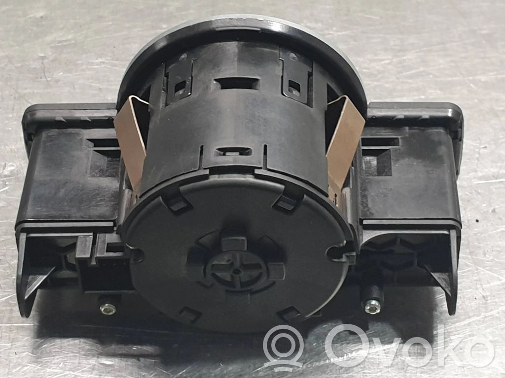 Mercedes-Benz E W212 Interruptor de luz 