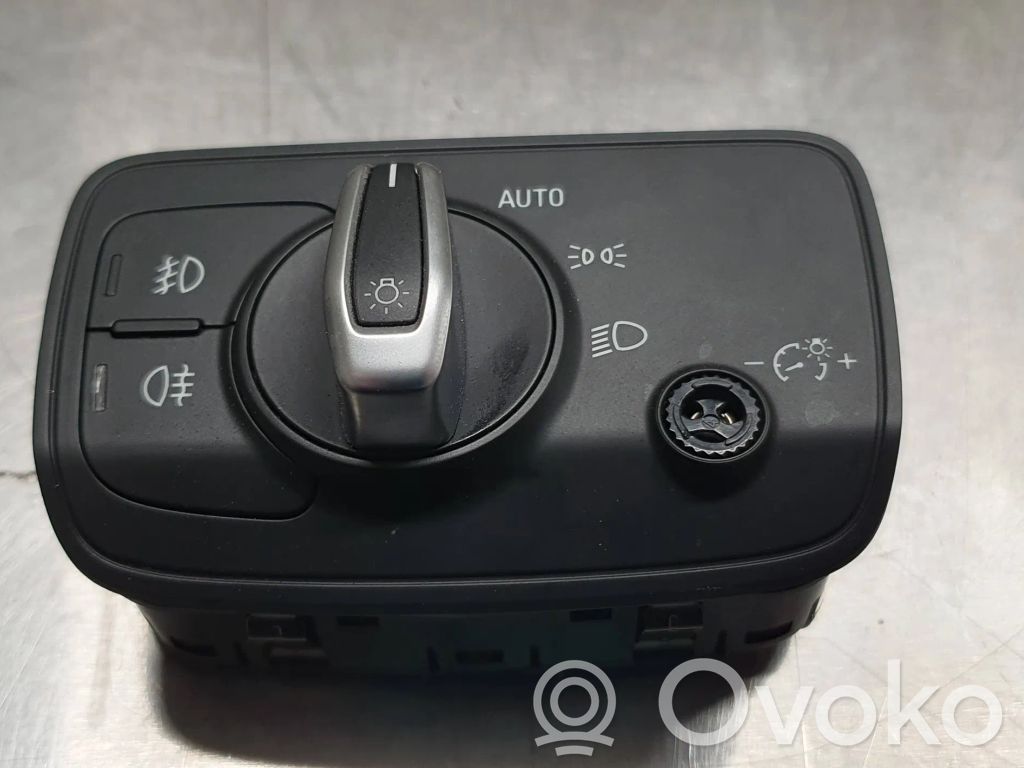 Audi A3 S3 8V Lukturu slēdzis 