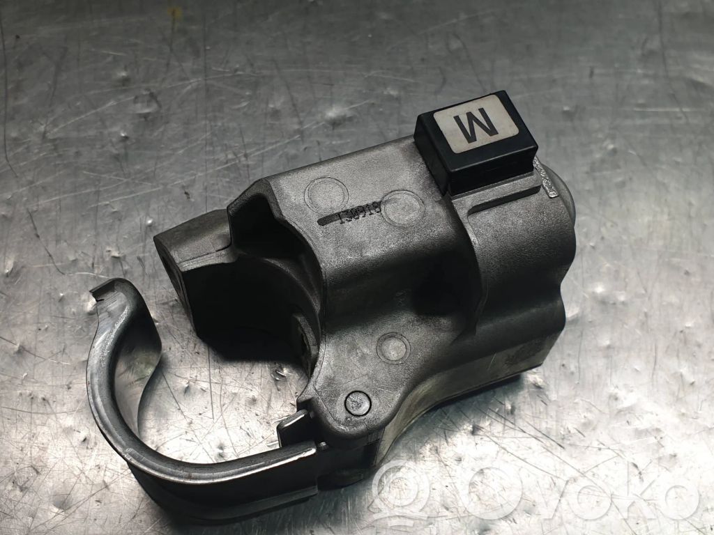 Toyota Yaris Steering wheel lock 