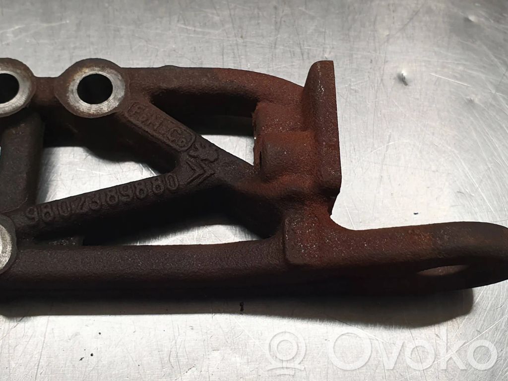 Peugeot Expert Engine mounting bracket 
