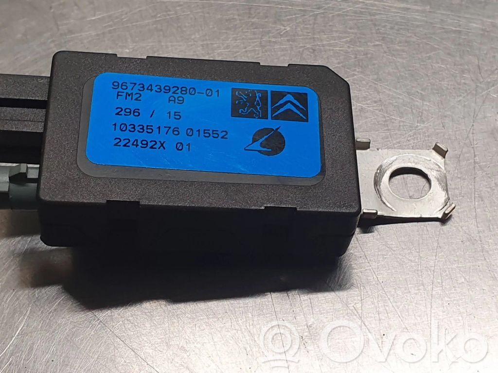 Peugeot 208 I Amplificator antenă aeriană 