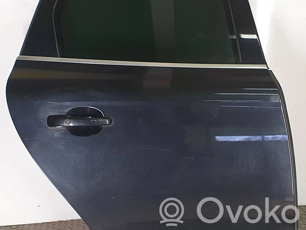 Volvo XC60 Galinės durys 