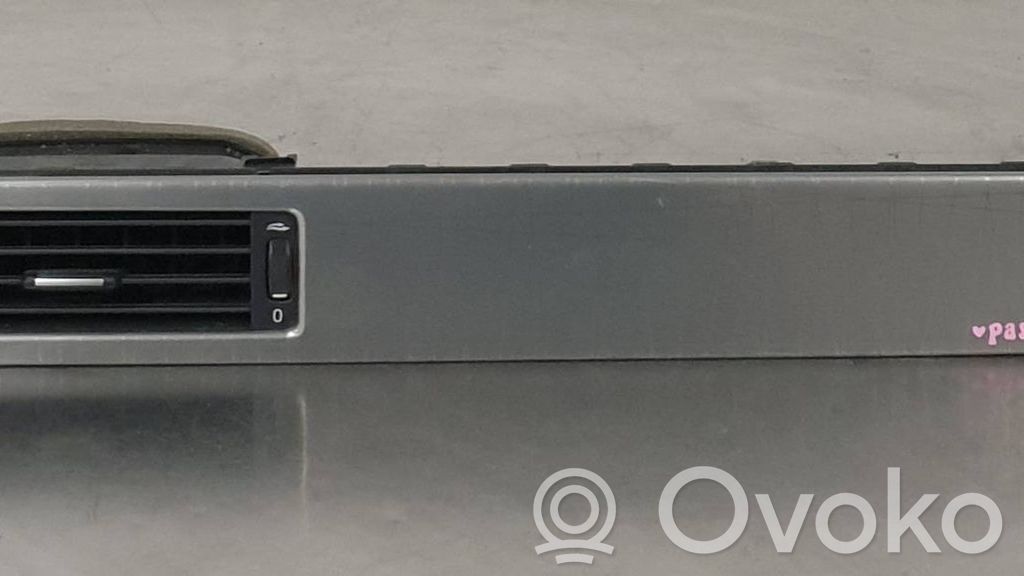 Volvo XC70 Luftausströmer Lüftungsdüse Luftdüse Mitte 