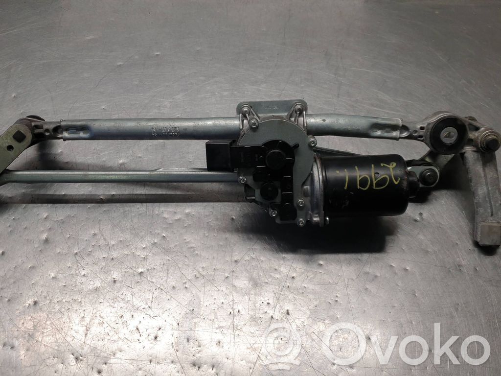 BMW 3 E90 E91 Front wiper linkage and motor 