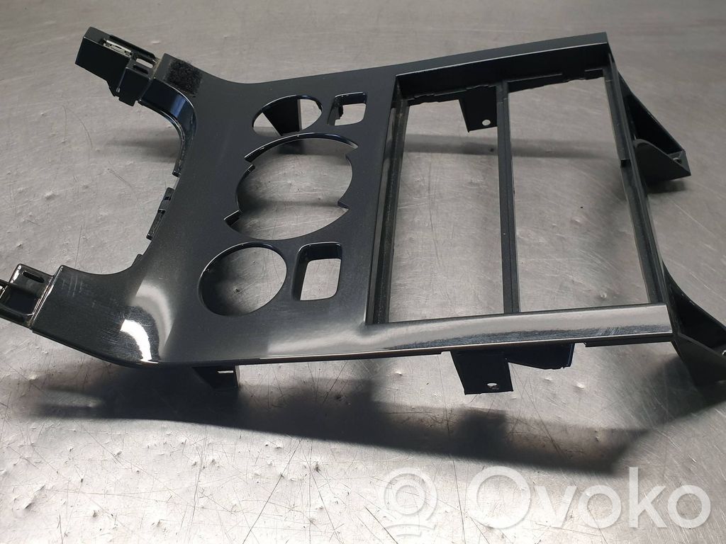 Peugeot 5008 Ramă centrală panou bord 