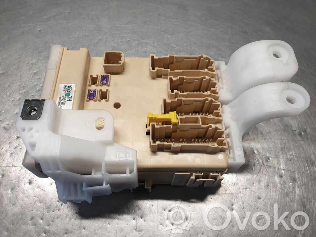Toyota Auris E180 Other control units/modules 
