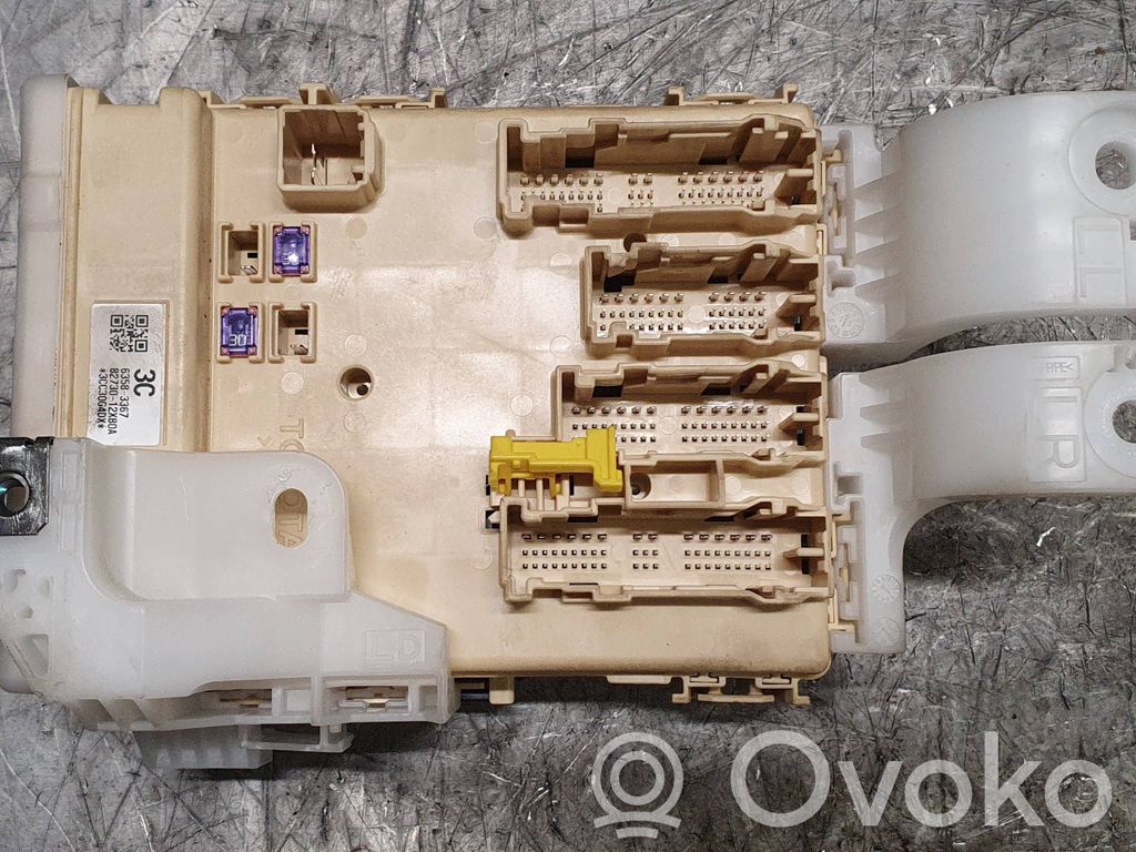 Toyota Auris E180 Autres unités de commande / modules 
