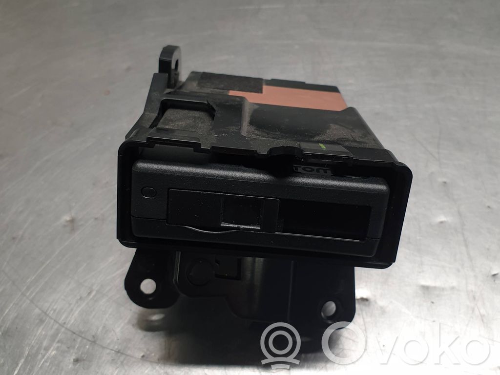 Mazda CX-5 Ignition key card reader 
