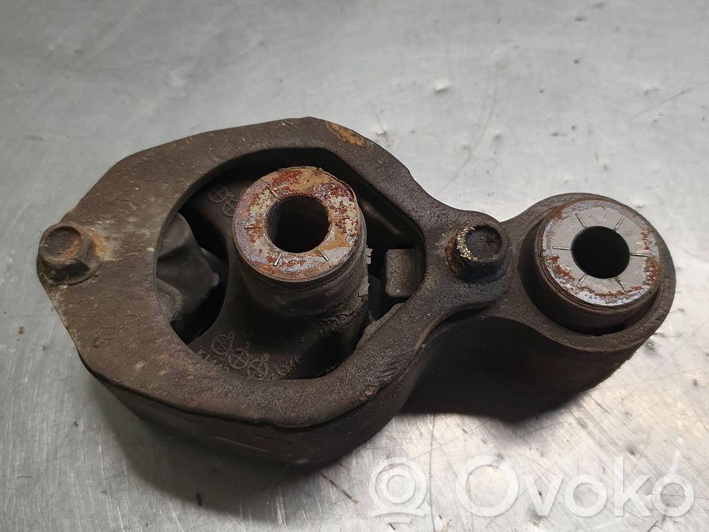 Mazda CX-5 Engine mount bracket 