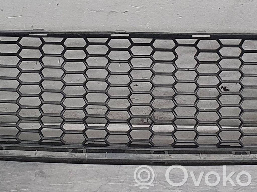BMW 3 E90 E91 Front bumper lower grill 