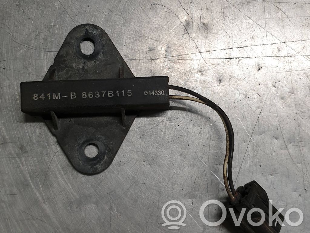Mitsubishi Outlander Antenos stiprintuvas 