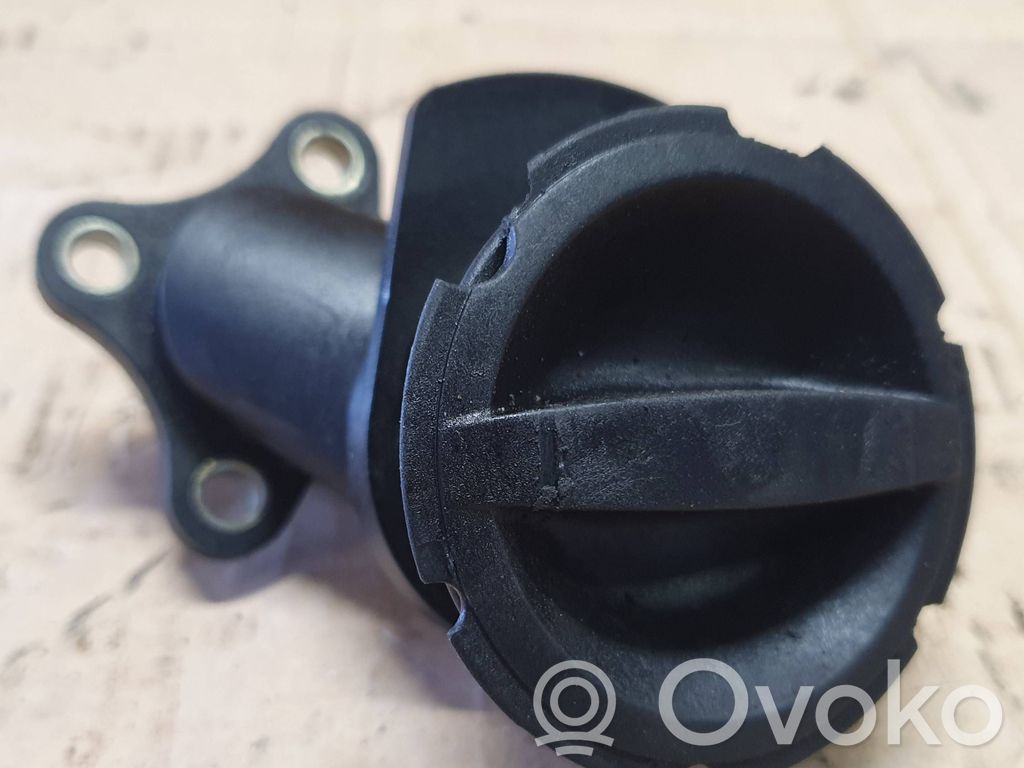 Volvo V40 Öldeckel 