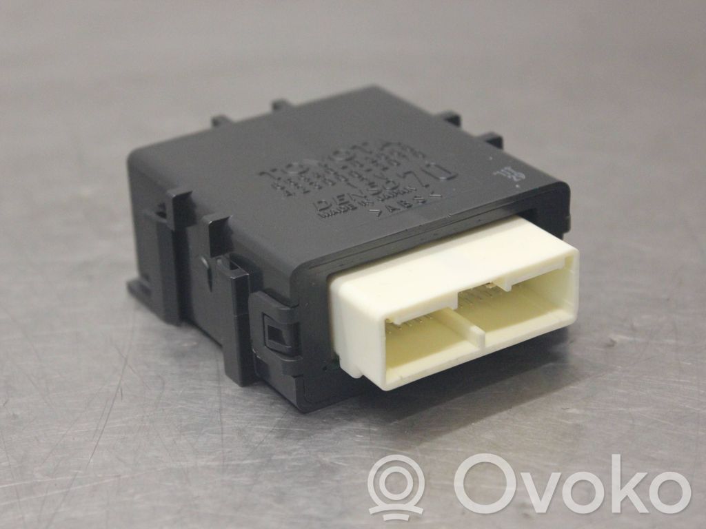 Toyota Auris E180 Other control units/modules 