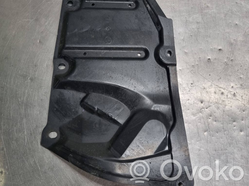 Toyota Auris E180 Engine splash shield/under tray 