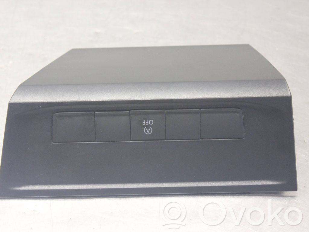 Volkswagen Caddy Panel trim 
