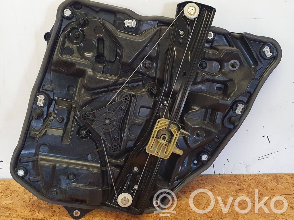 BMW 5 G30 G31 G38 Elektryczny podnośnik szyby drzwi tylnych 