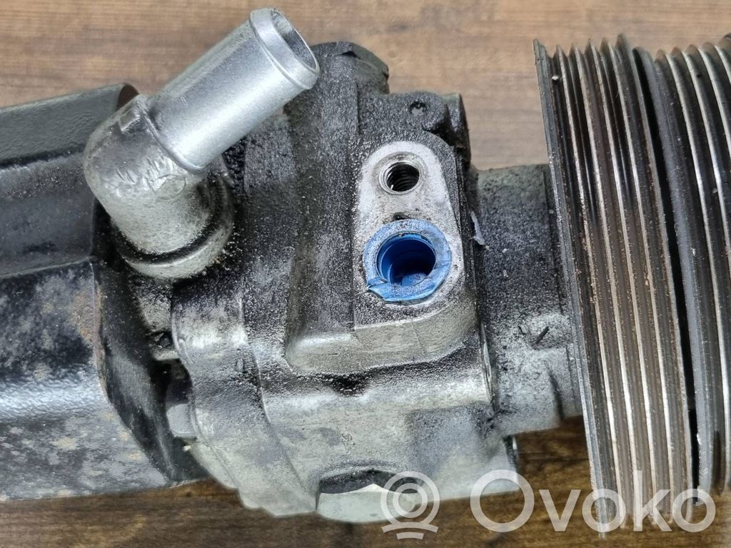 Volvo S80 Ohjaustehostimen pumppu 