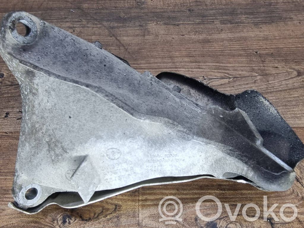 BMW 3 E90 E91 Engine mounting bracket 