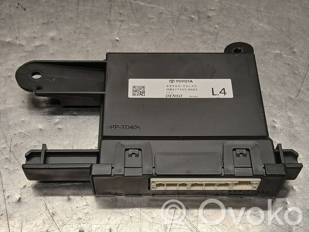 Toyota Corolla E210 E21 Climate control unit 