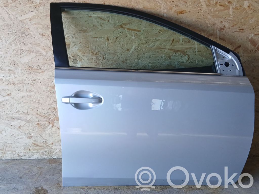 Toyota Auris E180 Puerta delantera 