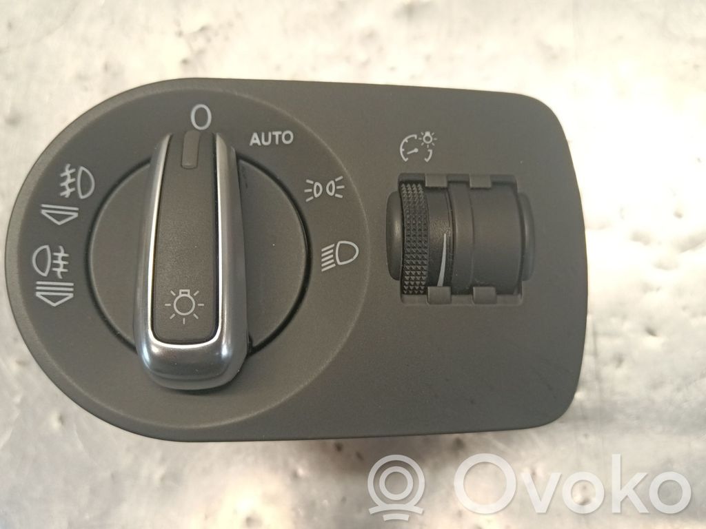 Audi A3 S3 8P Light switch 