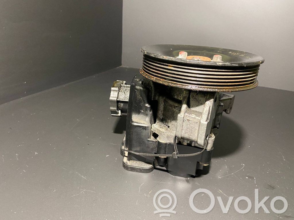 Mercedes-Benz Sprinter W901 W902 W903 W904 Pompa wspomagania 