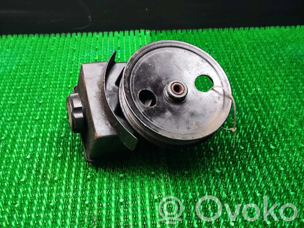 Volvo 850 Power steering pump 