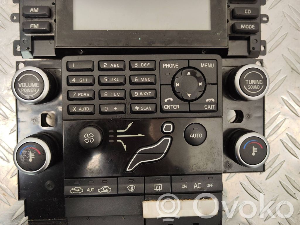 Volvo V70 Climate control unit 