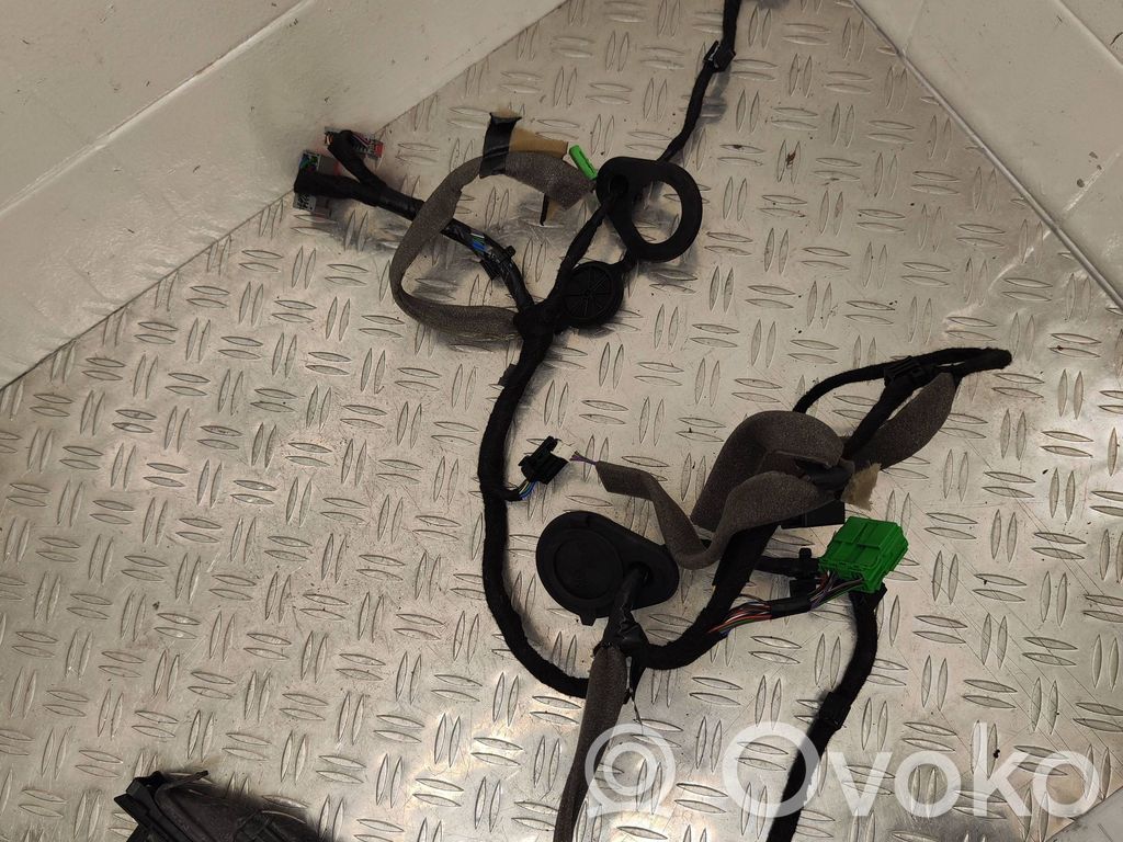 Volvo V60 Cableado de puerta delantera 