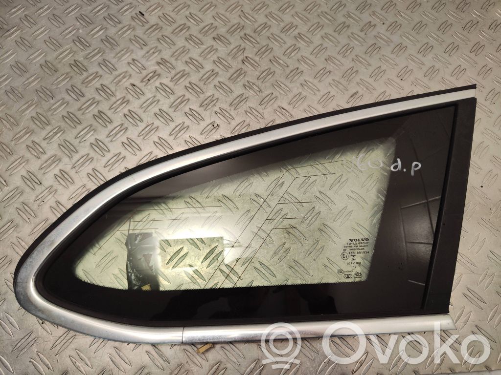 Volvo V60 Szyba karoseryjna tylna 