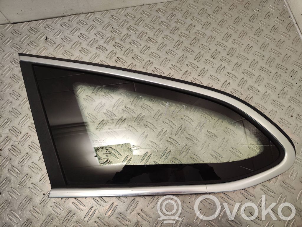 Volvo V60 Szyba karoseryjna tylna 