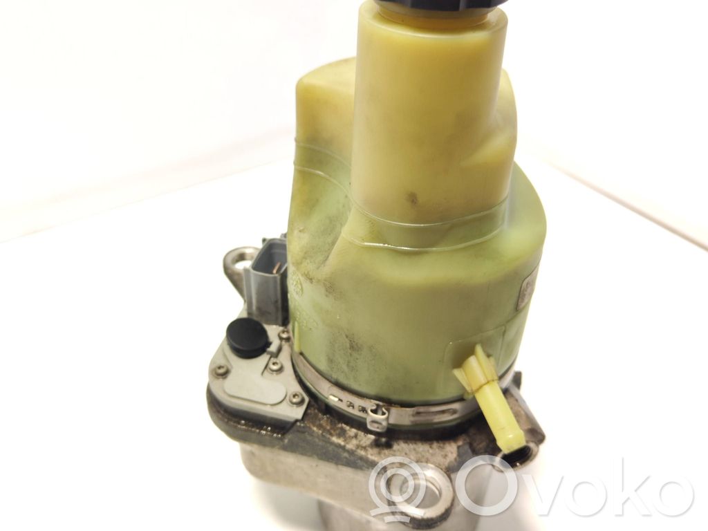 Volvo C30 Power steering pump 