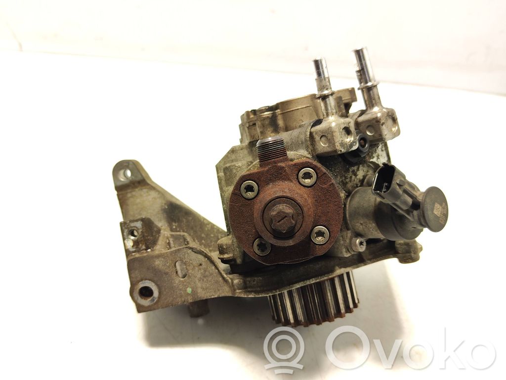 Ford Mondeo MK V Fuel injection high pressure pump 