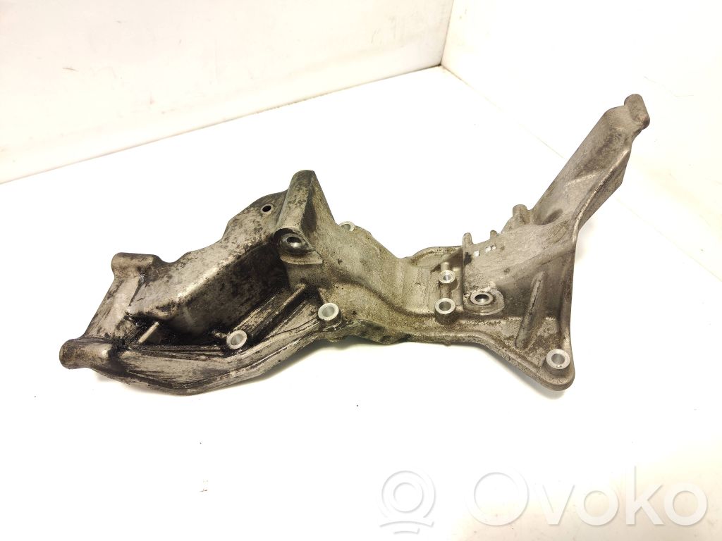 Generator/alternator bracket   31367268