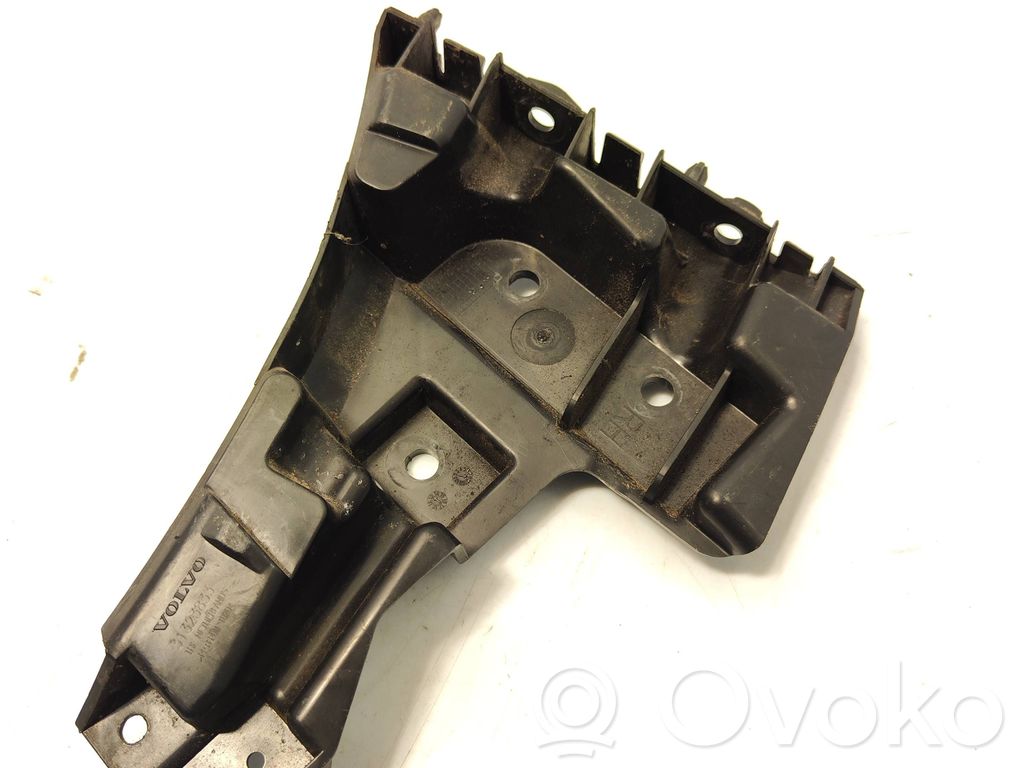 Front bumper mounting bracket   31323833
