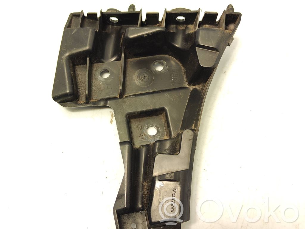 Volvo V60 Front bumper mounting bracket 
