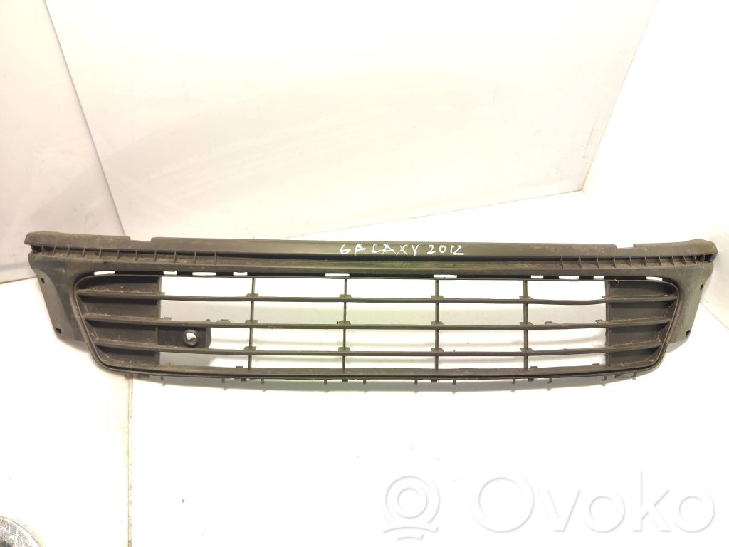 Ford Galaxy Front bumper lower grill 