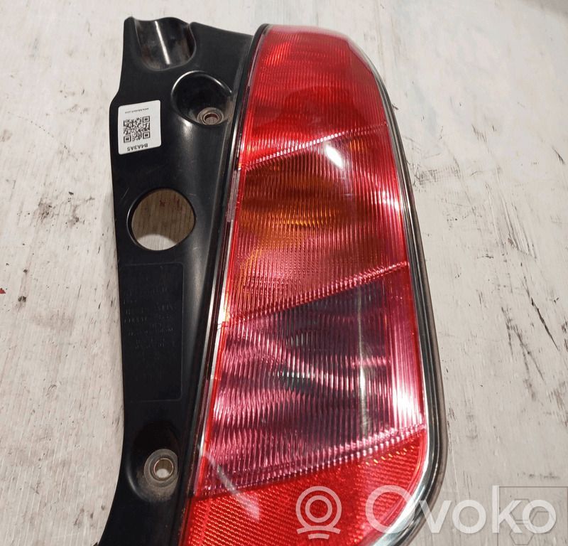 Lancia Ypsilon Galinis žibintas kėbule 