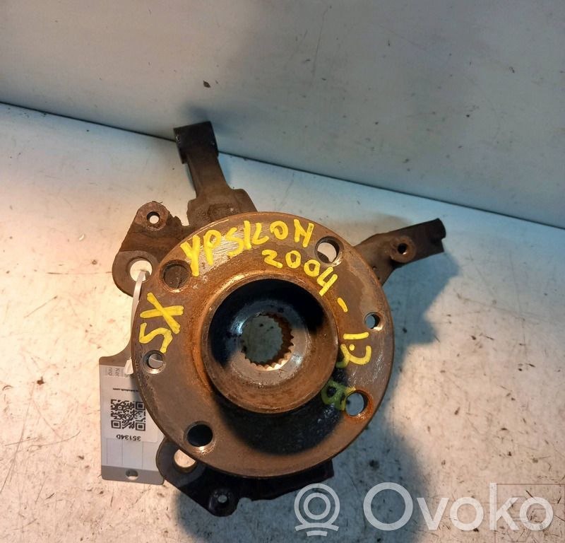 Fiat Idea Priekinis kelmas 