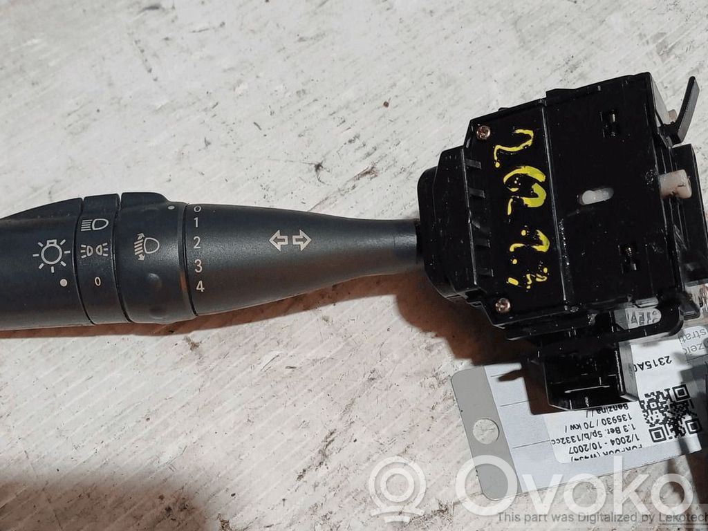 Interruptor de luz   A4545400844CL2A