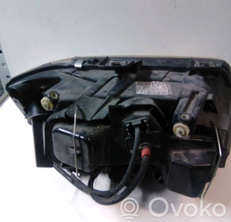 Audi A6 S6 C5 4B Scheinwerfer 