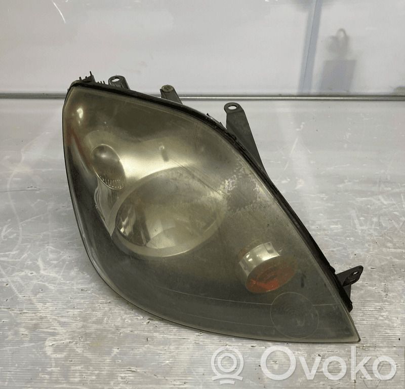 Ford Fiesta Scheinwerfer 