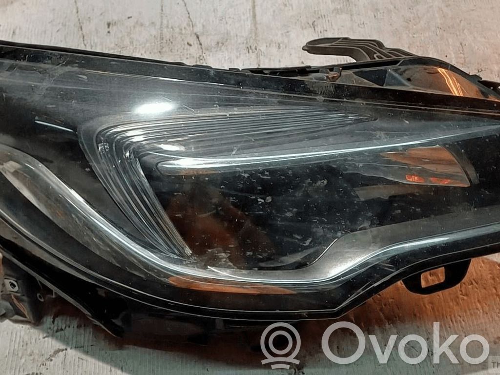 Opel Astra K Scheinwerfer 