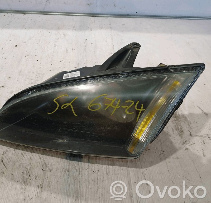 Ford Focus Headlight/headlamp 